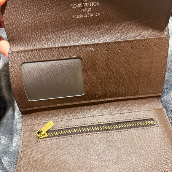 Brown Wallet - Picture 4 of 5